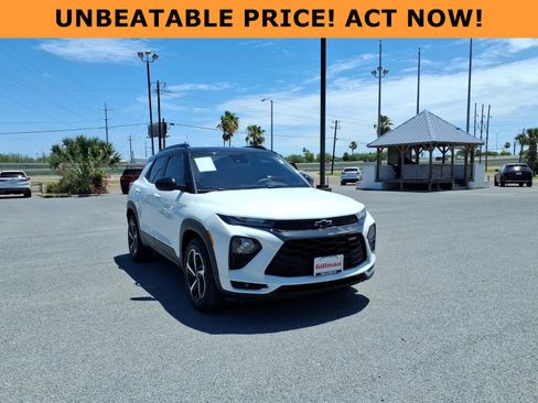 Used 2023 Chevrolet TrailBlazer RS w/ Convenience Package FWD image 1