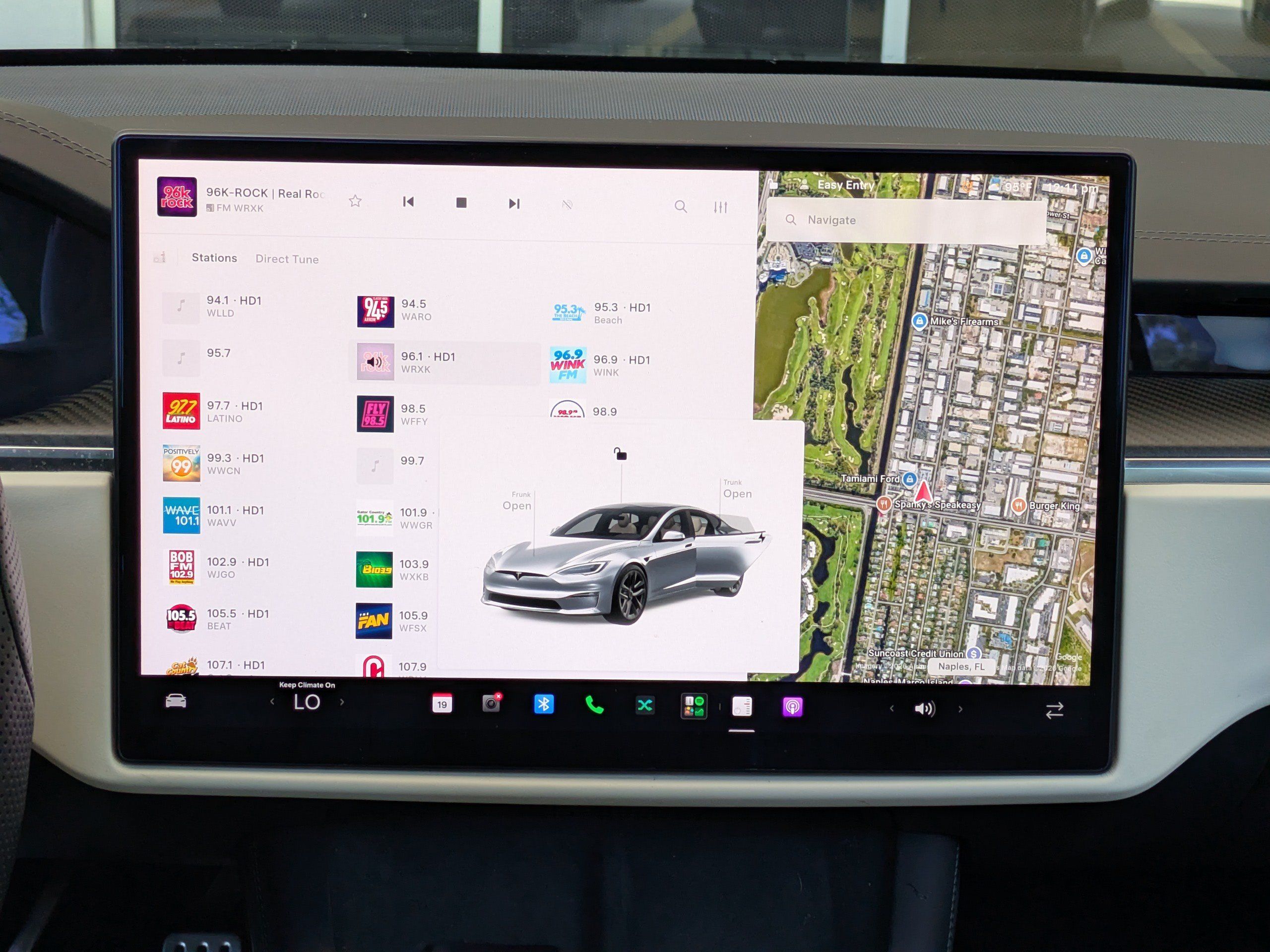 Used 2021 Tesla Model S Plaid AWD/4WD image 19