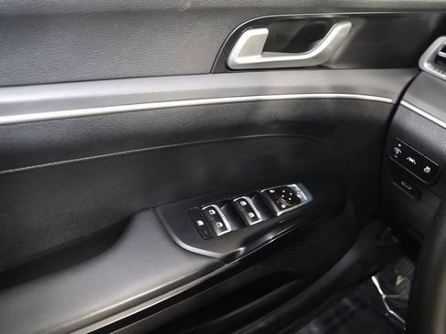 Used 2023 Kia K5 GT-Line image 31