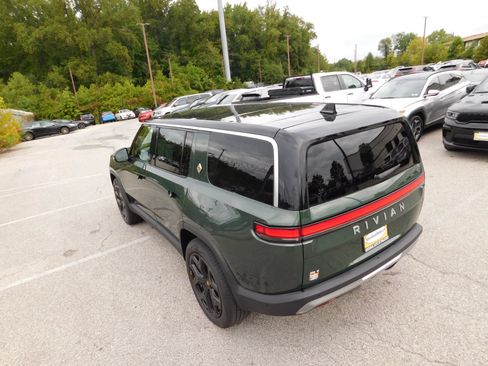 Used 2023 Rivian R1S Adventure Quad AWD/4WD image 8