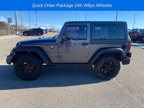 Used 2018 Jeep Wrangler Sport AWD/4WD image 3