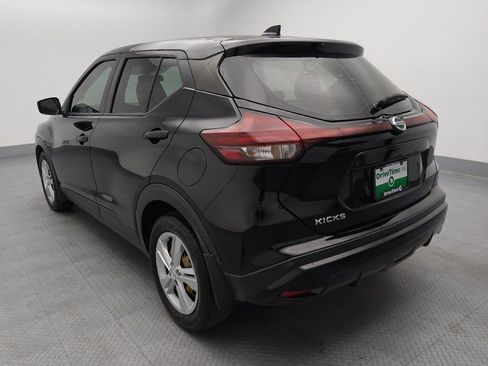 Used 2021 Nissan Kicks S FWD image 5
