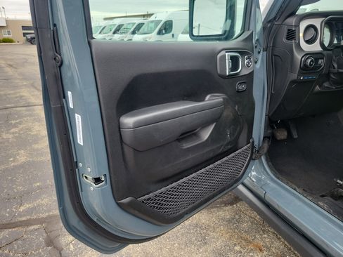 Used 2025 Jeep Wrangler Unlimited Sport S 4xe AWD/4WD image 6