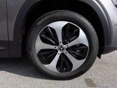 Certified 2025 Mercedes-Benz GLB 250 4MATIC image 12