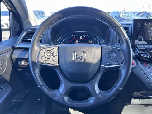 Used 2024 Honda Odyssey EX-L image 11