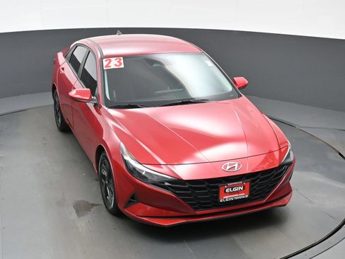 Used 2023 Hyundai Elantra SEL FWD image 34