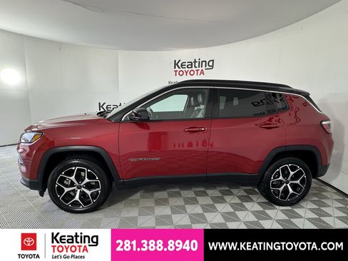 Used 2025 Jeep Compass Limited AWD/4WD image 8