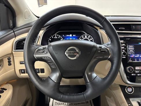 Used 2019 Nissan Murano Platinum FWD image 18