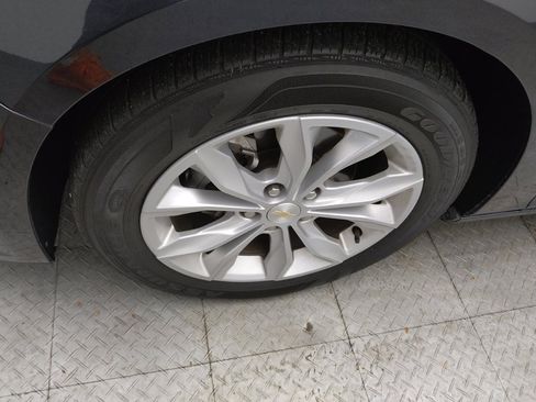 Used 2023 Chevrolet Malibu LT image 31