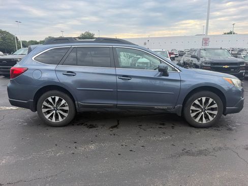 Used 2015 Subaru Outback 3.6R Limited AWD/4WD image 5