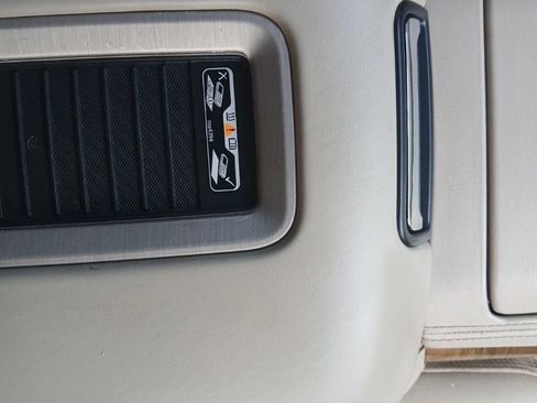 Used 2017 GMC Yukon XL Denali w/ Open Road Package image 27