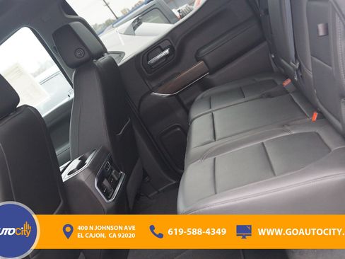 Used 2020 GMC Sierra 1500 SLT w/ SLT Premium Package RWD image 14