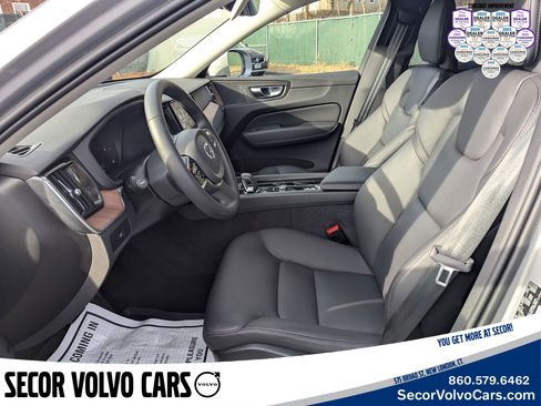 Certified 2022 Volvo XC60 B6 Inscription w/ Advanced Package image 8