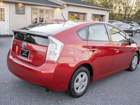 Used 2011 Toyota Prius Three image 10