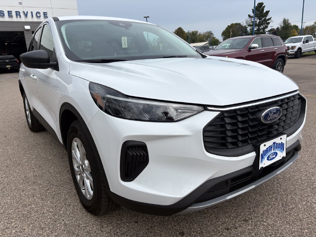 Used 2024 Ford Escape Active AWD/4WD image 5