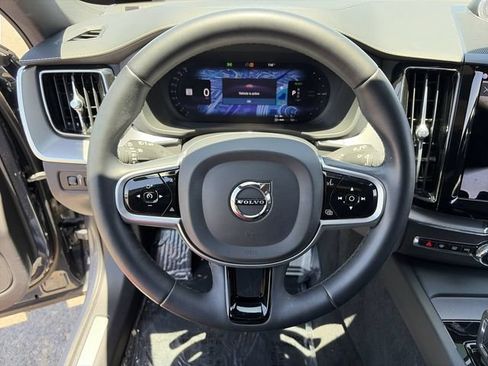 Certified 2022 Volvo XC60 T8 R-Design w/ Advanced Package AWD/4WD image 23