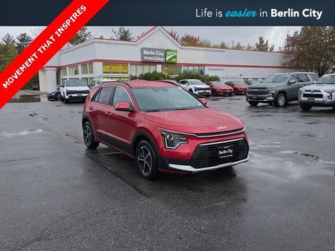 New 2025 Kia Niro EX image 29