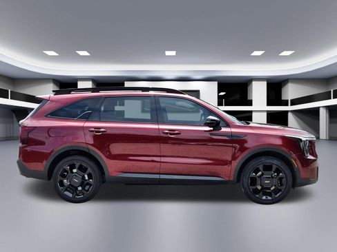 Certified 2024 Kia Sorento X-Line EX AWD/4WD image 7