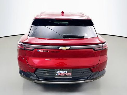 Used 2024 Chevrolet Equinox EV LT image 7