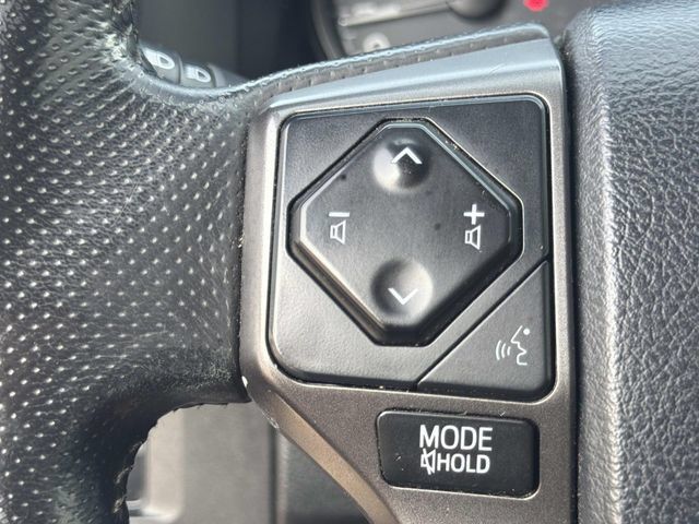 Used 2019 Toyota Tacoma TRD Off-Road AWD/4WD image 19