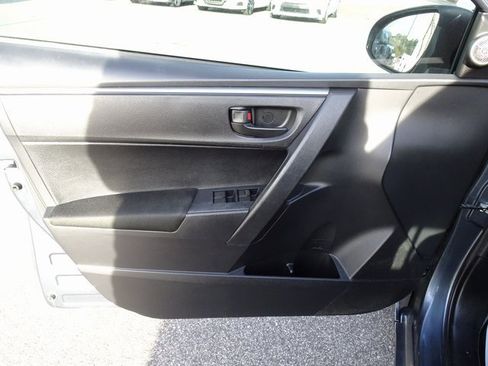 Used 2016 Toyota Corolla L image 12