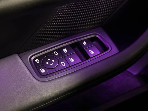 Used 2025 Porsche Taycan Sedan 4D image 32