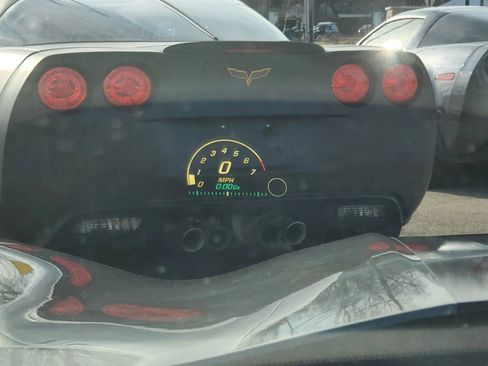 Used 2015 Chevrolet Corvette Stingray Coupe w/ 2LT Preferred Equipment Group image 20