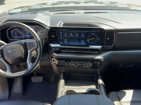 Used 2025 Chevrolet Silverado 2500 LT w/ Trail Boss Package AWD/4WD image 26
