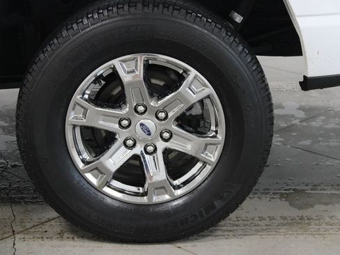 Used 2023 Ford F150 XLT w/ XTR Package AWD/4WD image 18