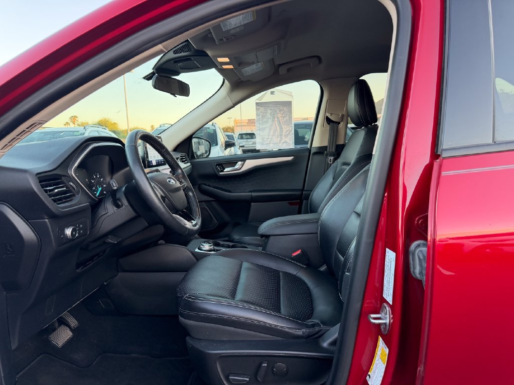 Used 2020 Ford Escape SEL FWD image 5