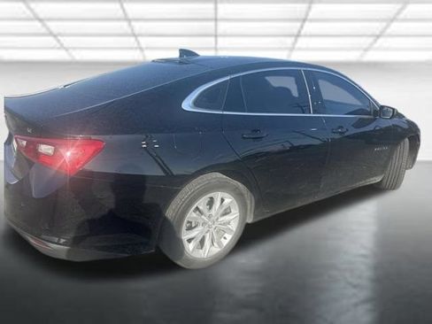 Used 2024 Chevrolet Malibu LT FWD image 3