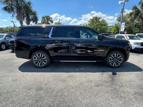 New 2026 Chevrolet Suburban LS w/ LS Custom Edition RWD image 8