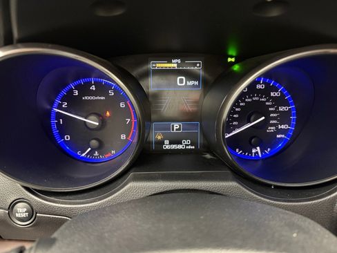 Used 2017 Subaru Outback 2.5i Limited image 16