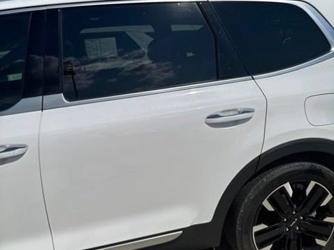 Used 2024 Kia Telluride SX Prestige AWD/4WD image 25