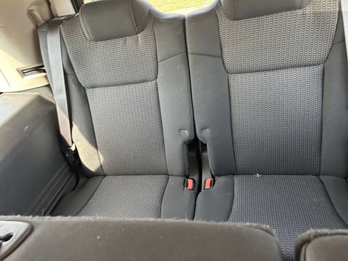 Used 2008 Jeep Commander Sport AWD/4WD image 13