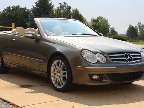 Used 2008 Mercedes-Benz CLK 350 Cabriolet image 2