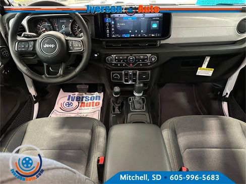 New 2026 Jeep Gladiator Sport image 25