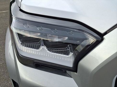 Certified 2026 Toyota 4Runner Platinum AWD/4WD image 30