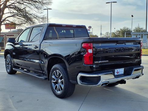 Used 2024 Chevrolet Silverado 1500 LT image 2