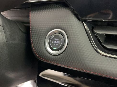 New 2025 Chevrolet Equinox RS image 23