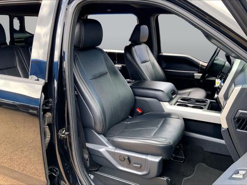 Used 2022 Ford F250 Lariat w/ Lariat Value Package AWD/4WD image 9