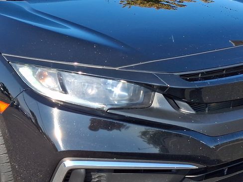 Used 2020 Honda Civic LX image 9