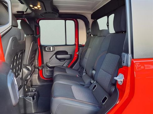 Used 2022 Jeep Gladiator Mojave w/ Trailer Tow Package image 25