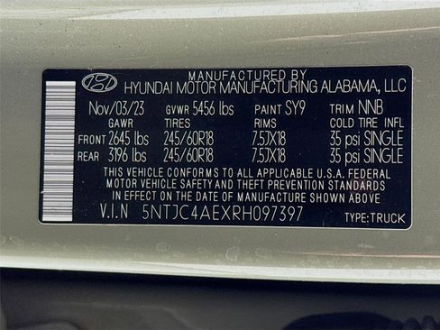 Certified 2024 Hyundai Santa Cruz SEL w/ Activity Package image 32