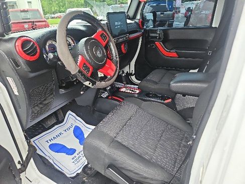 Used 2012 Jeep Wrangler Unlimited Sport AWD/4WD image 9