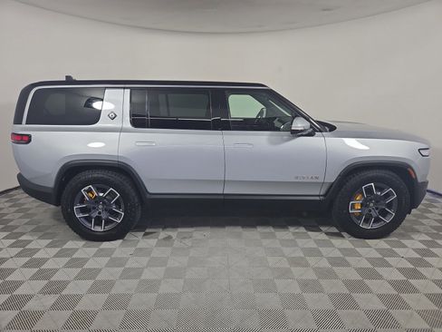 Used 2022 Rivian R1S Launch Edition image 6