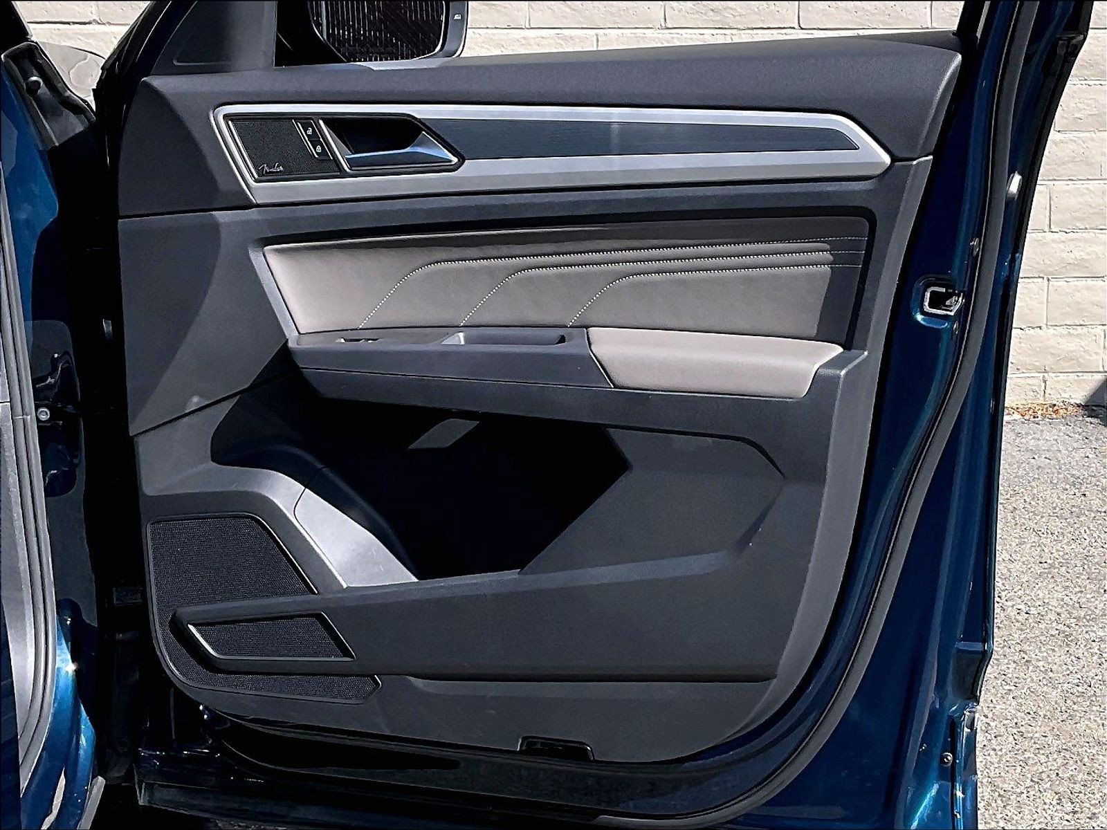 Certified 2022 Volkswagen Atlas SEL Premium AWD/4WD image 22