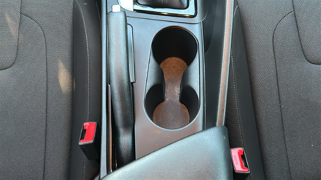 Used 2024 Hyundai Elantra SE FWD image 27
