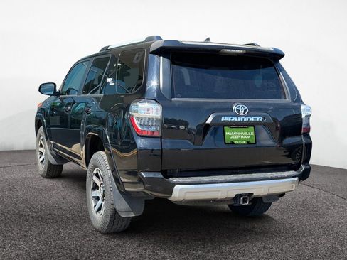 Used 2018 Toyota 4Runner TRD Off-Road Premium AWD/4WD image 3