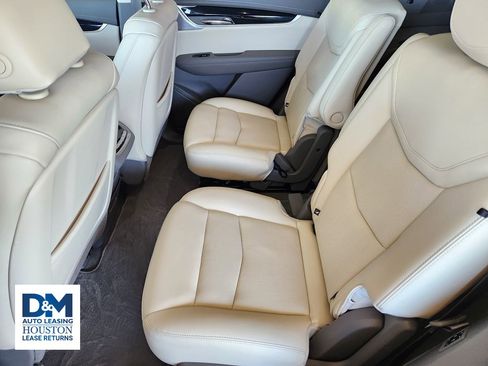 Used 2024 Cadillac XT6 Premium Luxury w/ Technology Package image 40